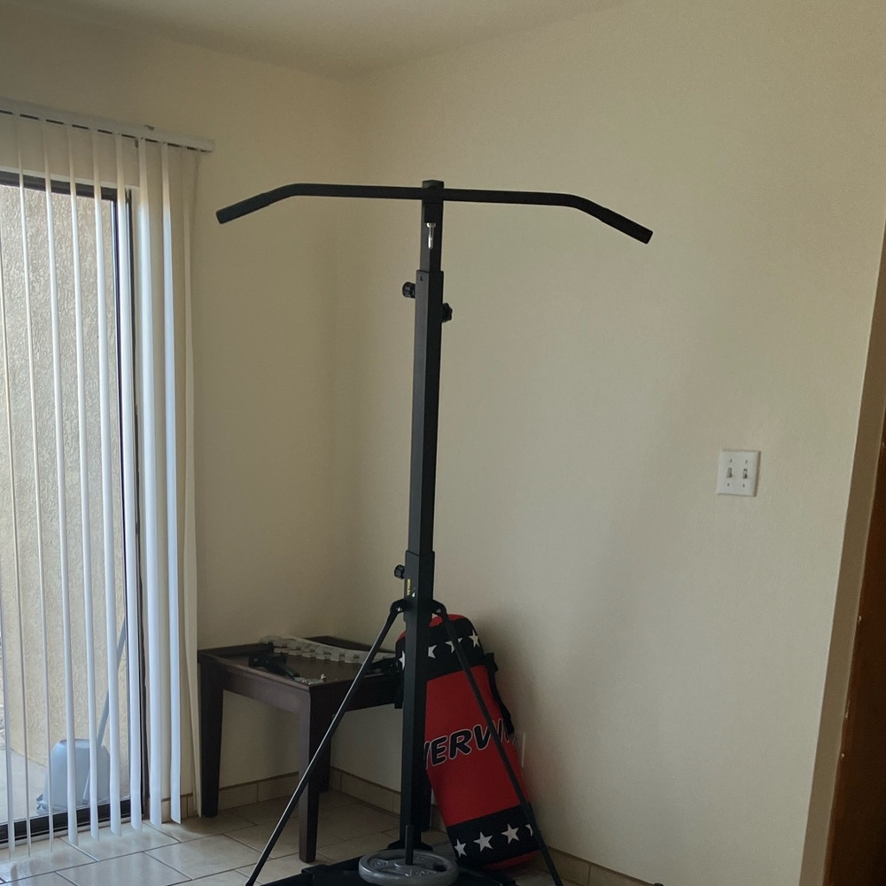 Black Freestanding Punching Bag Stand